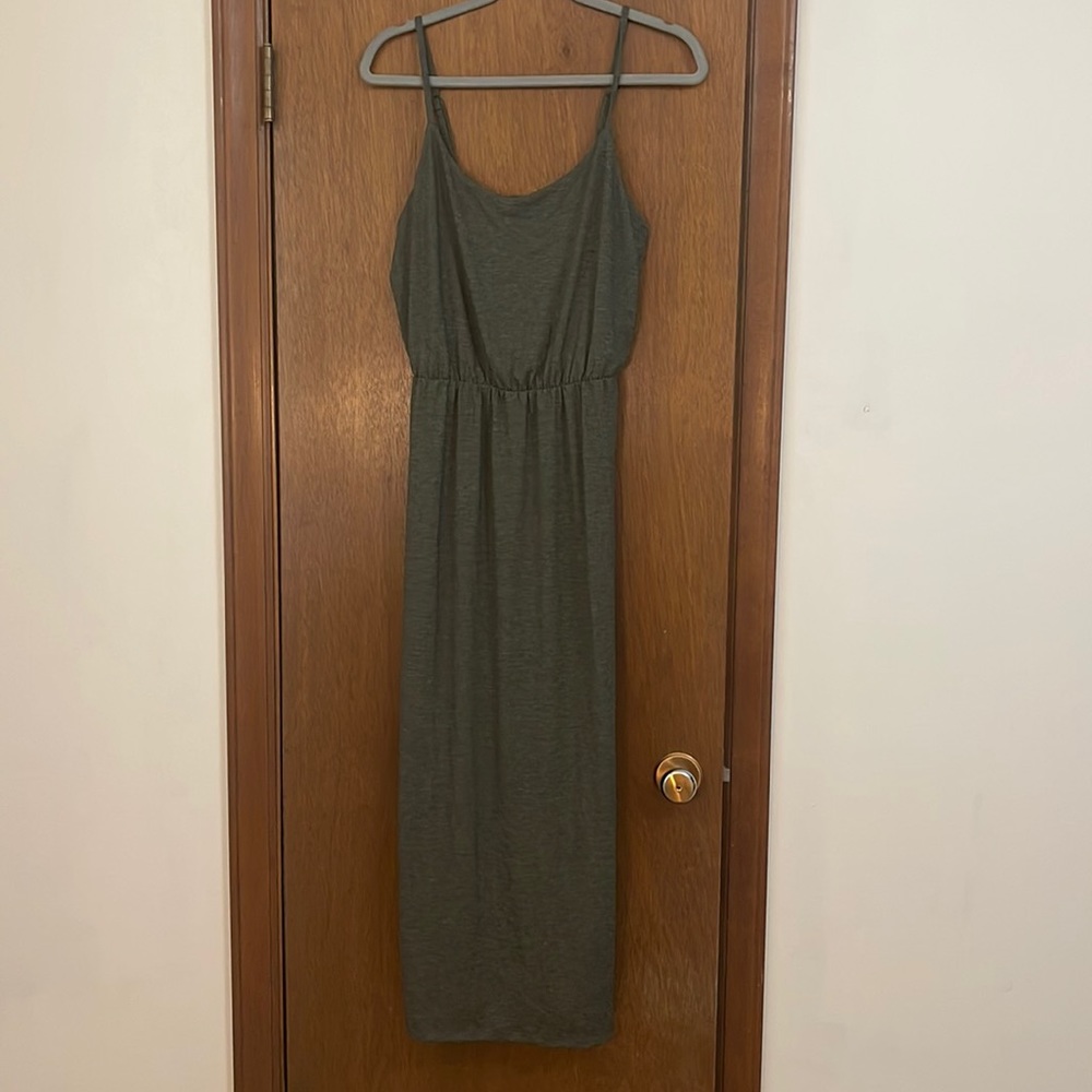 Old Navy midi dress